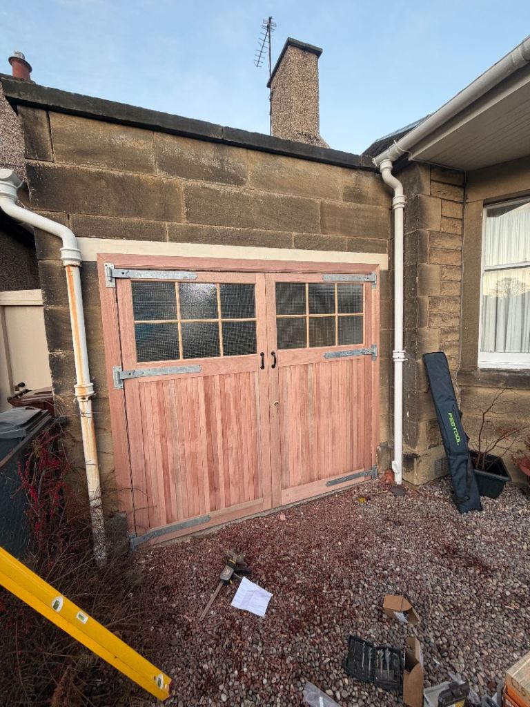 Experienced Carpenter & Joiner – Quality Internal Work | Edinburgh