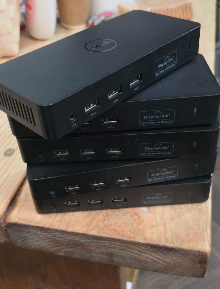 Dell Docking station D3100 X 5 JOB LOT