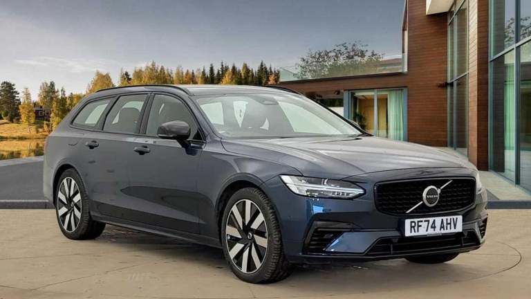 2025 Volvo V90 2.0h T6 18.8kWh Plus Auto Euro 6 5-door Estate Petrol Automatic