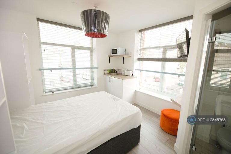 1 bedroom in Gabriel Lofts, Swansea, SA1 (#2845763)