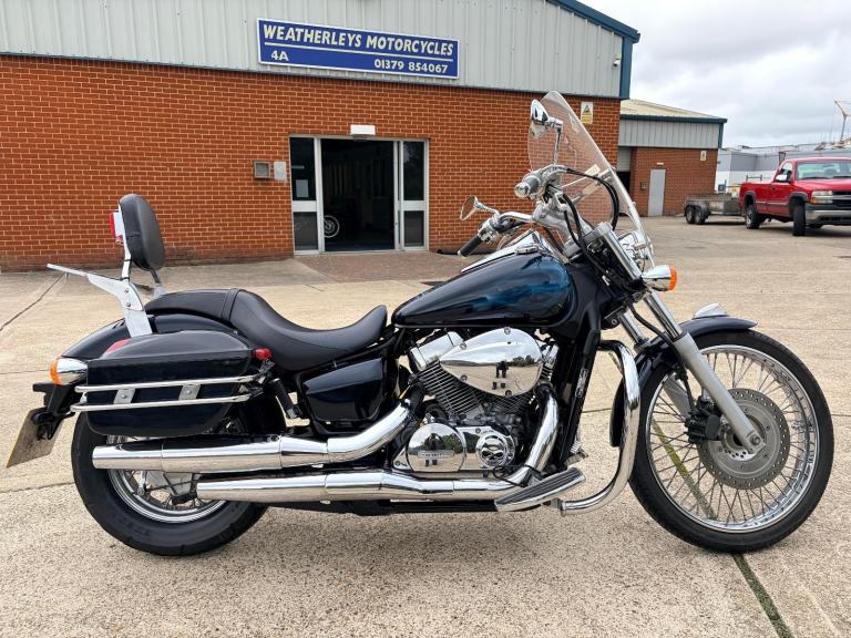 Honda VT 750 shaft drive shadow