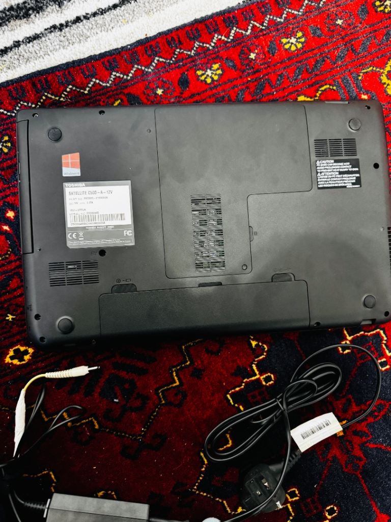 Toshiba 15.6” Screen Laptop 1TB Storage Brilliant Condition 