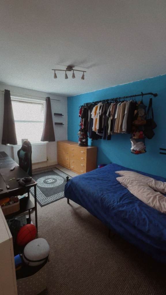 2 bedroom flat to rent in Southsea