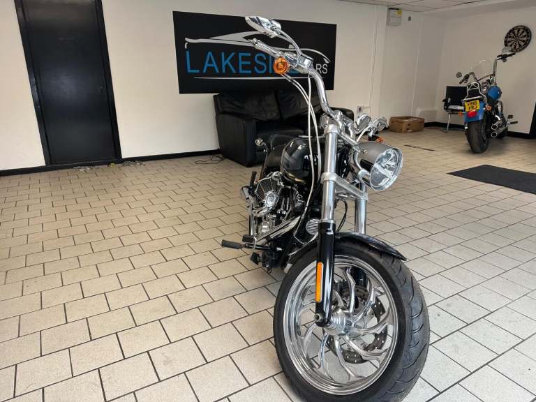 HARLEY-DAVIDSON SOFTAIL FXSB Breakout Black Manual Petrol 2013