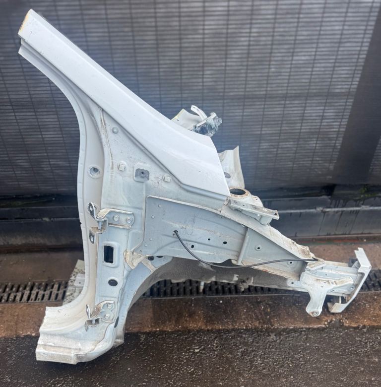 Hyundai i10 1.0 Play 2019 RH Drivers Inner Wing Flitch Repair Panel 