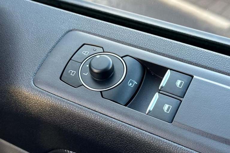 2025 Ford Transit Custom 280 Limited L1 SWB FWD 2.0 EcoBlue 136ps Low Roof, HEATED FRONT SEATS &a...