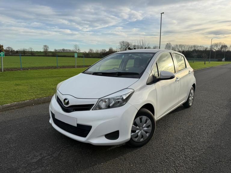 2014 Toyota Yaris Hatchback Petrol Automatic