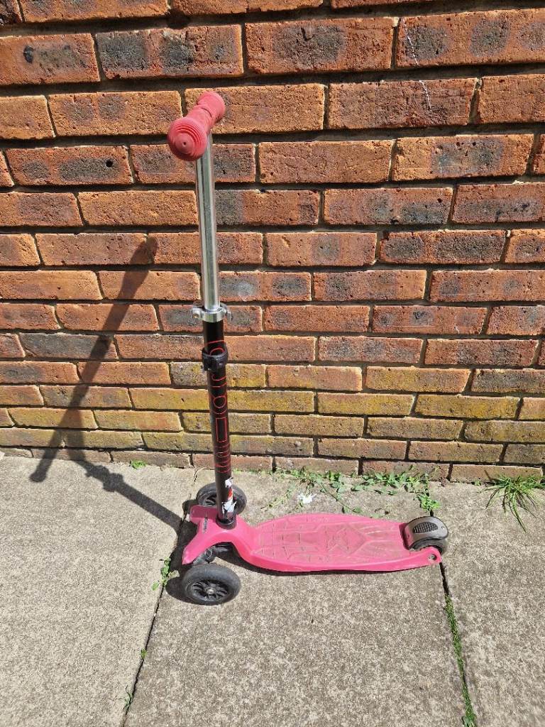 Micro scooter
