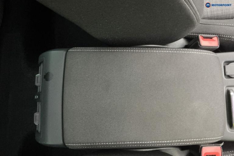 2021 Volkswagen Passat 2.0 TDI EVO SCR SE Nav 5dr ESTATE DIESEL Manual