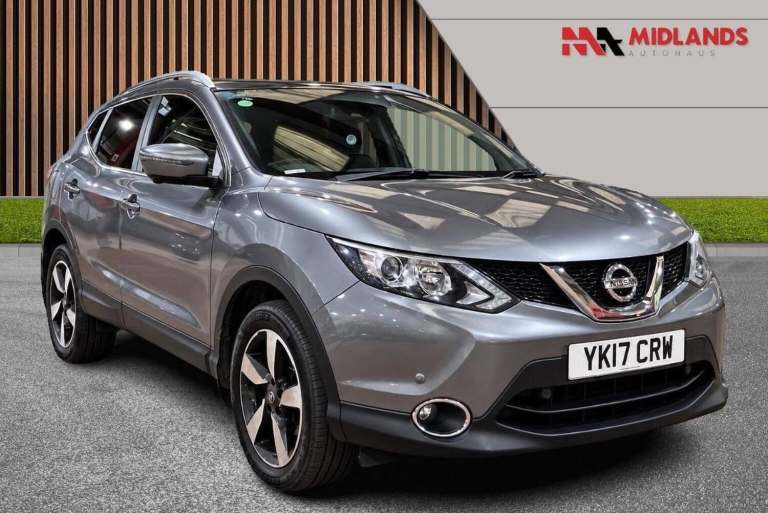 2017 Nissan Qashqai 1.5 dCi N-Vision 5dr HATCHBACK DIESEL Manual