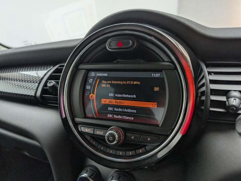 2020 MINI Hatch 2.0 Cooper S Classic Hatchback 5dr Petrol Manual Euro 6 (s/s) (192 ps) COMF HATCH...