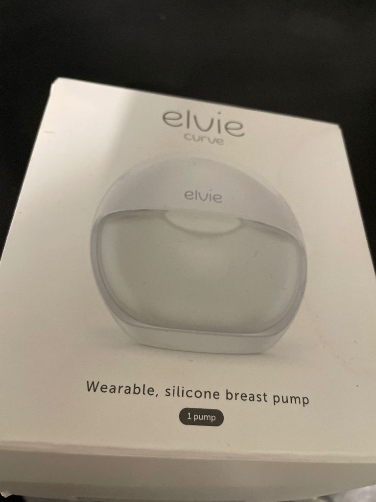 Elvie breast pump 