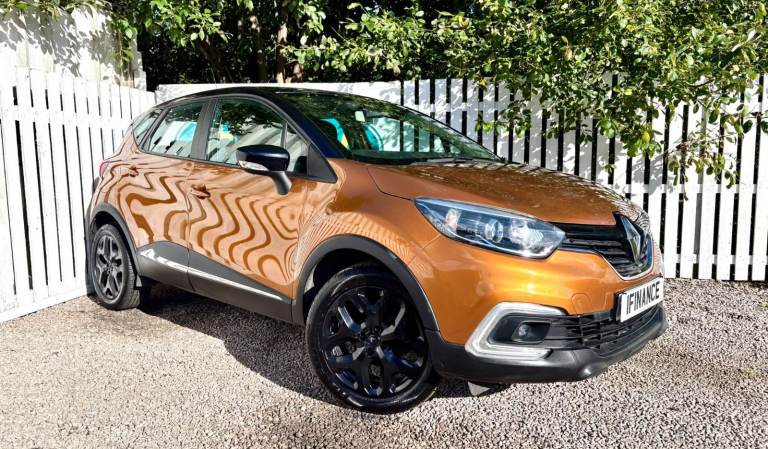 CAN'T GET CREDIT? CALL US! Renault Captur 0.9 TCe ENERGY Dynamique Nav - £149 DEPOSIT, £63 PER WEEK