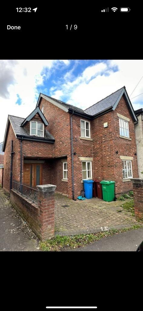 4 bed 2 bath student house fallowfield £520 per room exc bills