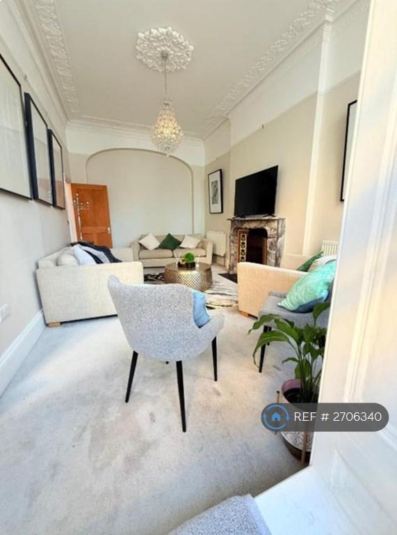 1 bedroom flat in Grafton Mansions, Brighton, BN2 (1 bed) (#2706340)