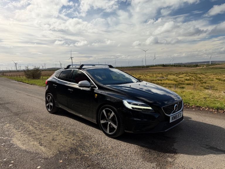 2018 Volvo V40 R-Design T2 