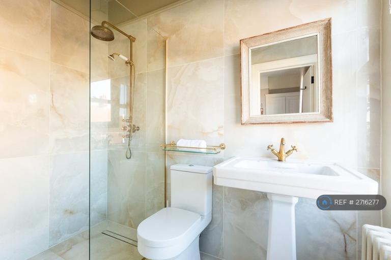 5 bedroom house in Ellington Road, Ramsgate, CT11 (5 bed) (#2716277)