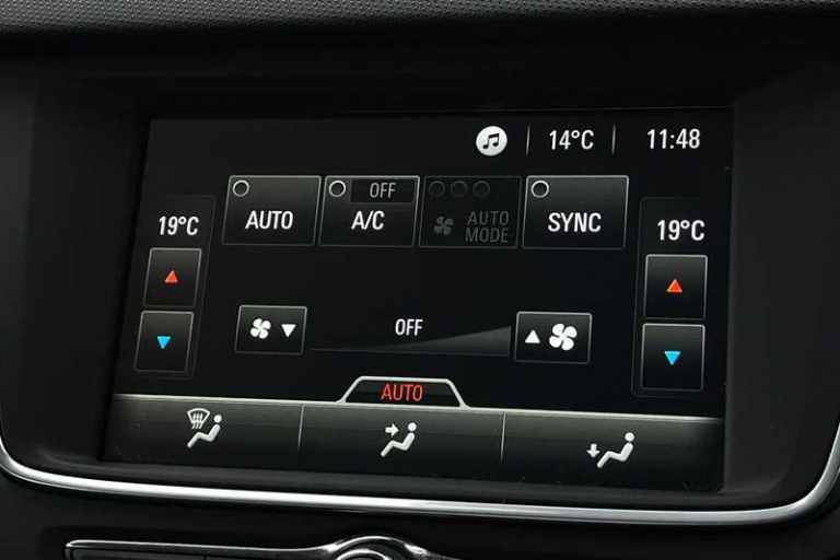 2019 Vauxhall Crossland X 1.2 SE 5dr HATCHBACK PETROL Manual