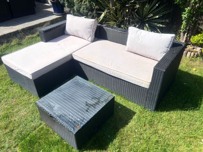 Garden furniture 