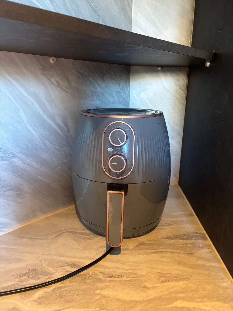 Grey and Rose gold Air Fryer 