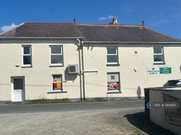 2 bedroom flat in Ffostrasol, Ceredigion, SA44 (2 bed) (#2813625)