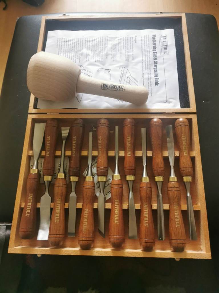 Brand new unused Faithful chisel set and hammer
