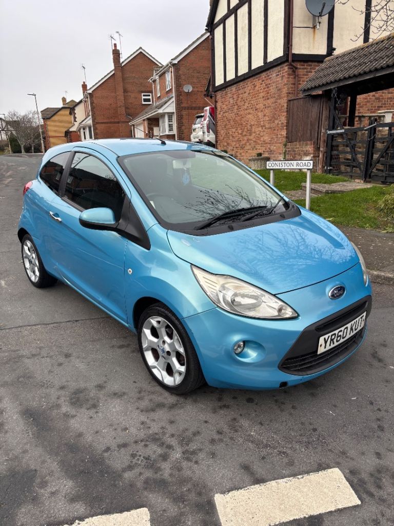 Ford, KA, Hatchback, 2011, Manual, 1242 (cc), 3 doors
