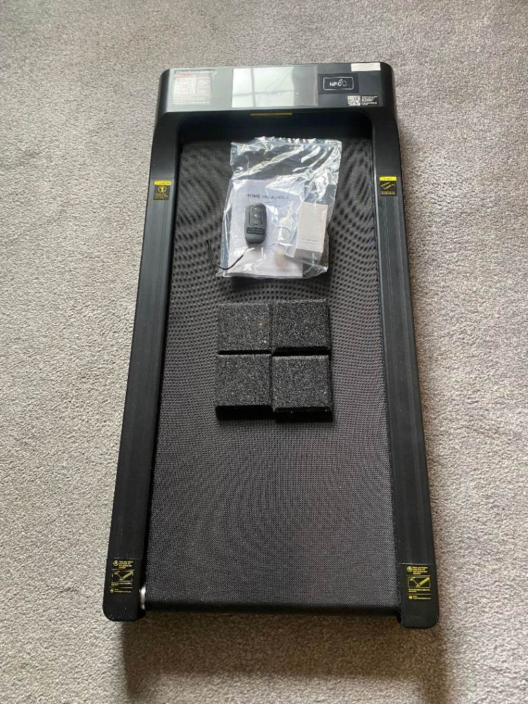 DeerRun Q1 Classic Mini Walking Pad with remote control