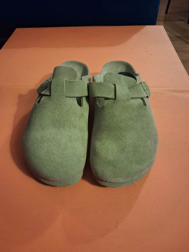 Good Condition Green Birkenstock Clogs