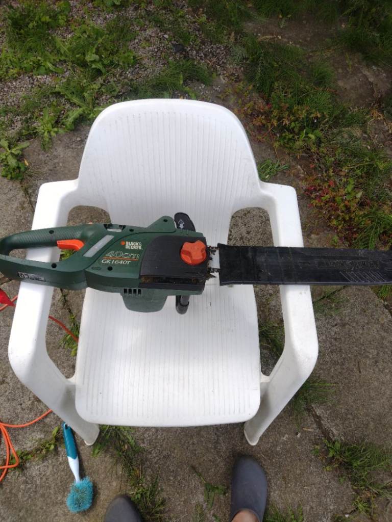 Black & Decker GK1640T Electric Chainsaw – Needs Attention