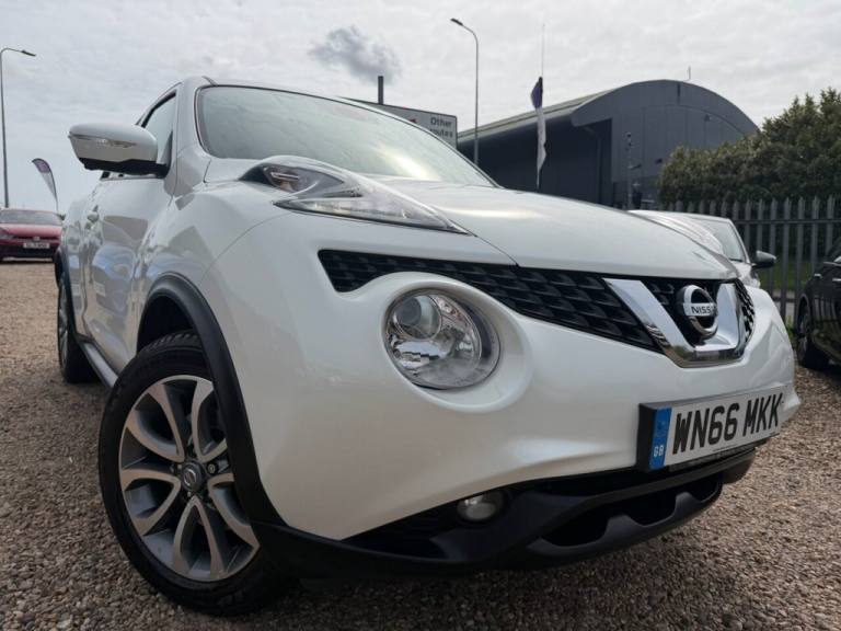 2016 Nissan Juke 1.6 DIG-T Tekna SUV 5dr Petrol XTRON 4WD Euro 6 (190 ps) Petrol Automatic