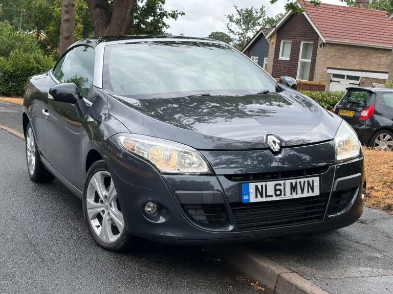 Renault, MEGANE, Convertible, 2011, Manual, 1870 (cc), 2 doors