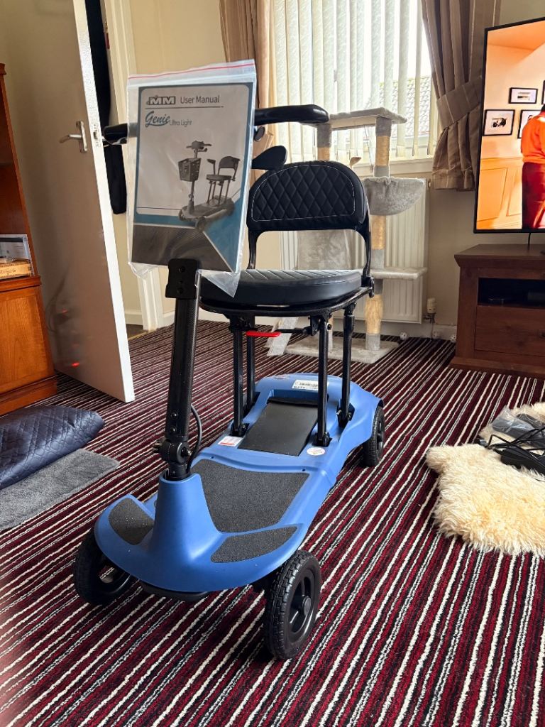 Drive Genie Ultra Light Mobility Scooter – Blue, Folds Up