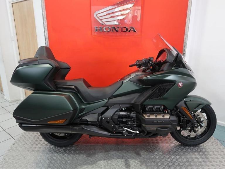 image for Brand new 2024 Honda GL1800 Gold Wing DCT with complimentary trunk kit