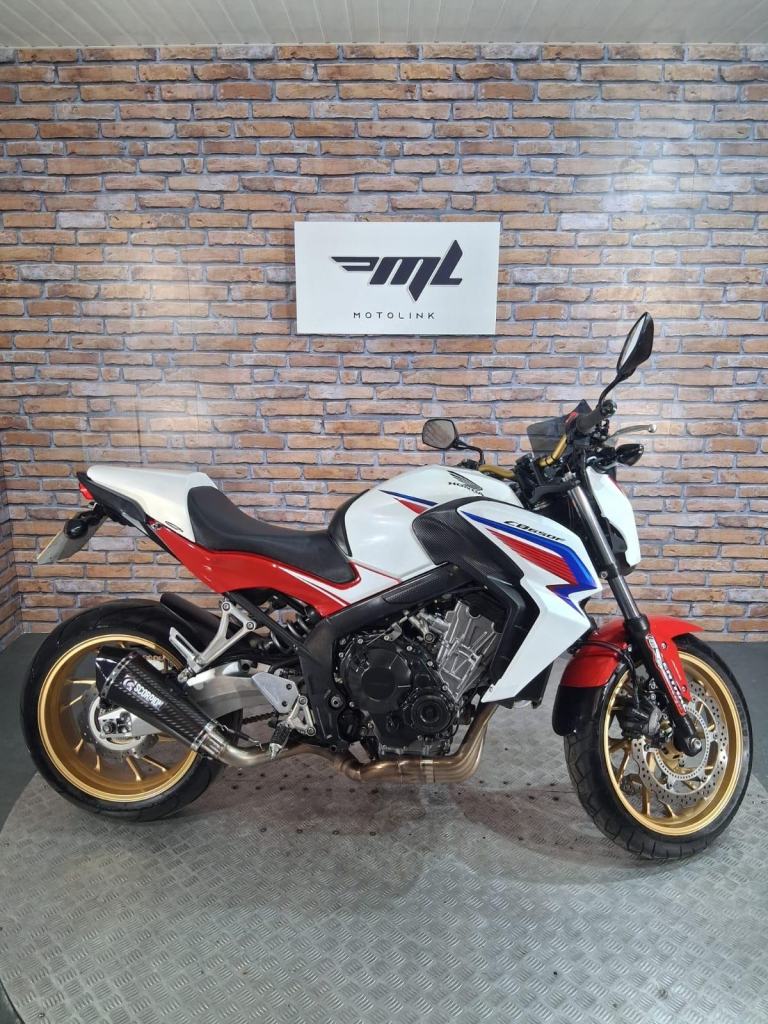 Honda CB650FA - NATIONWIDE DELIVERY - LOW MILEAGE - 