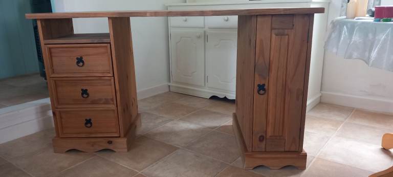 Pine Desk for Office or Bedroom