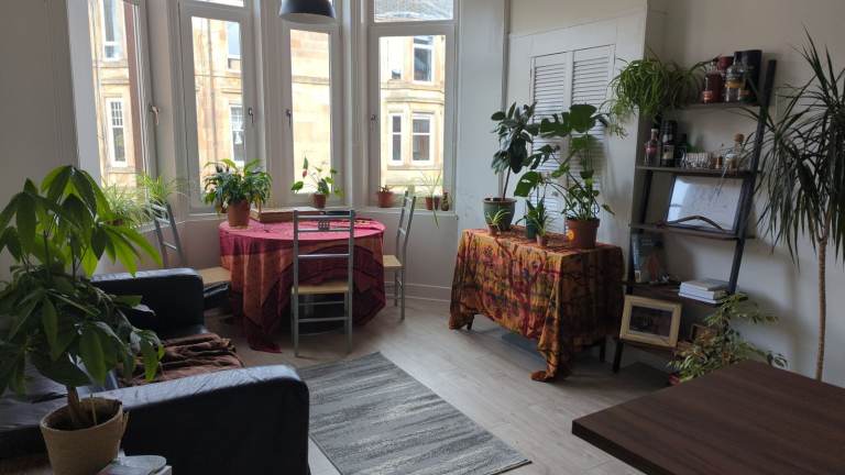  Double room - Shawlands 6 months (bills included) 