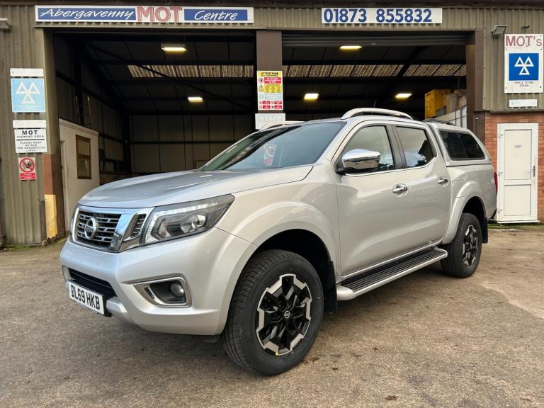 2020 Nissan Navara Tekna 2.3 dCi 190 TT Auto Double Cab 4WD Truckman Canopy 40k 