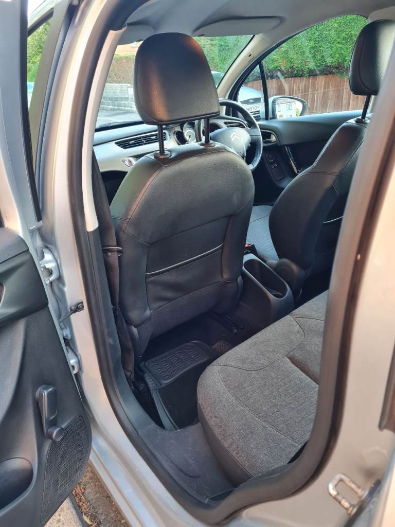 Citroen, C3, Hatchback, 2016, Manual, 1199 (cc), 5 doors