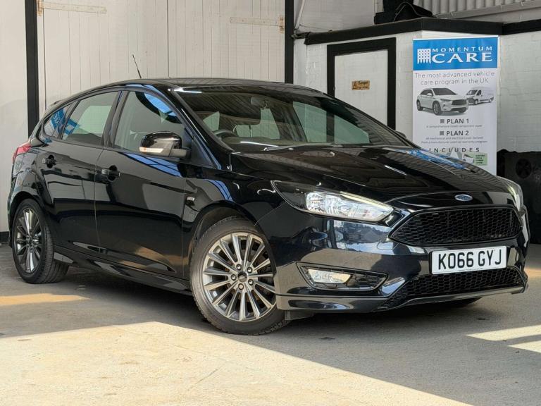 2017 Ford Focus 1.0T EcoBoost ST-Line Hatchback 5dr Petrol Manual Euro 6 (s/s) (125 ps) Hatchback...