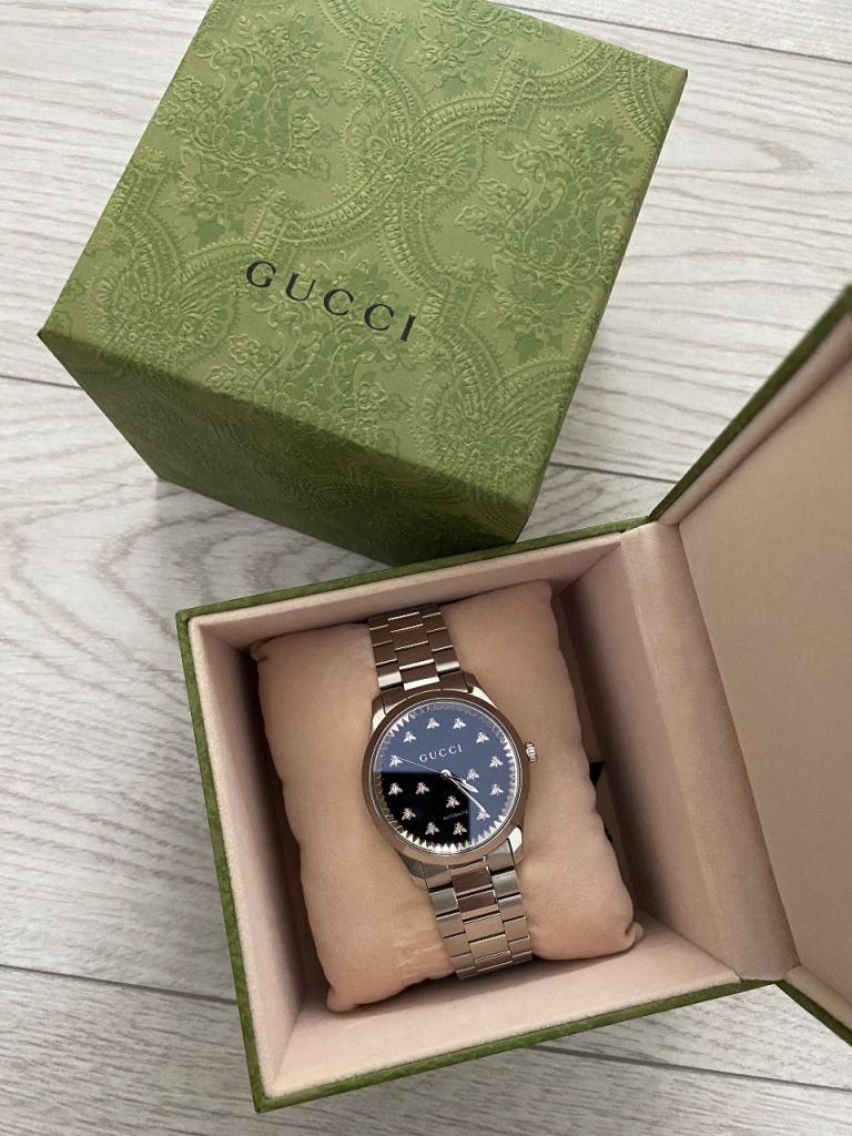 Gucci Automatic Watch with Bee Dial – Like New in Box