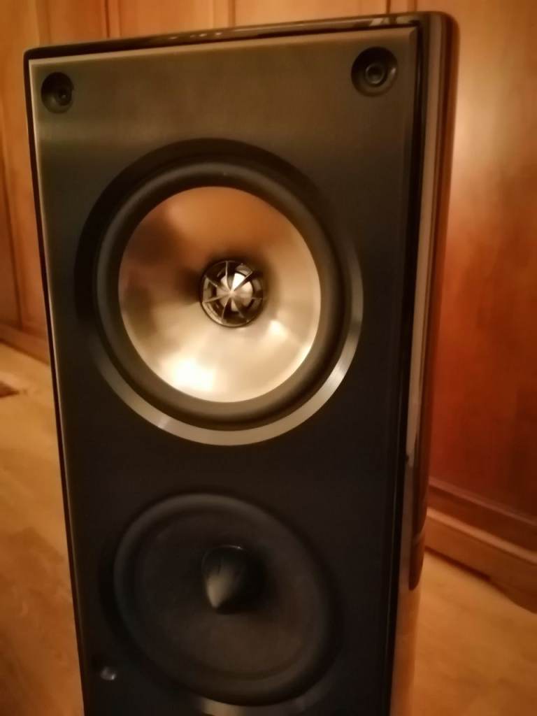 KEF XQ30 speakers. Piano Black, Immaculate, rare, cost £1500