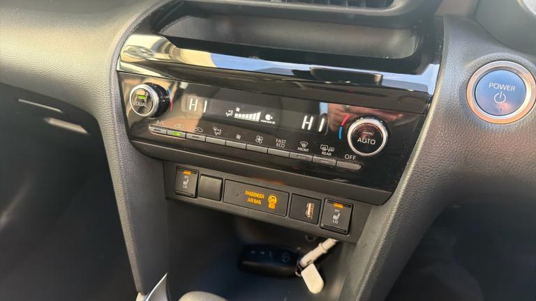 2022 Toyota Yaris Cross 1.5 Hybrid Excel 5dr CVT Hybrid Estate Estate Hybrid Automatic