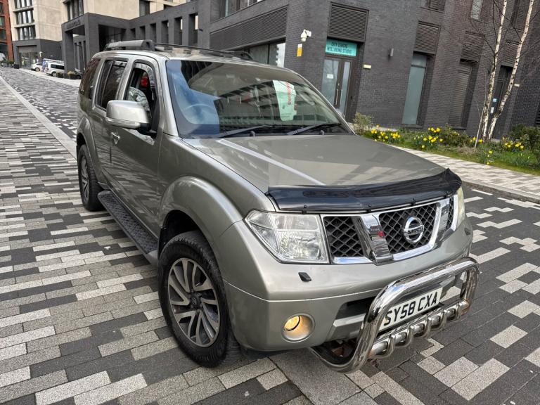 2009 NISSAN PATHFINDER AVENTURA 2.5 DCI STATIONWAGON AUTO SILVER 7 SEATER 5dr