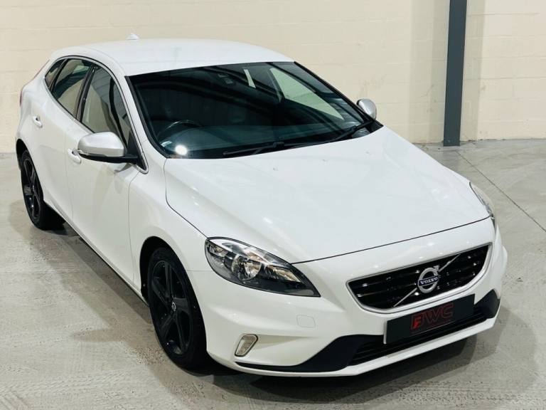 2015 Volvo V40 D2 [120] R DESIGN 5dr HATCHBACK DIESEL Manual