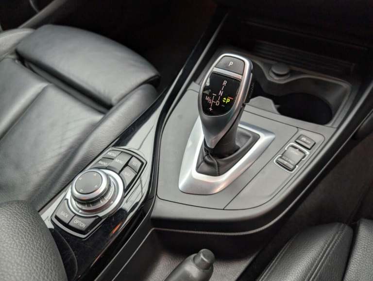 2016 BMW 1 Series 120d xDrive M Sport 5dr [Nav] Step Auto HATCHBACK DIESEL Automatic