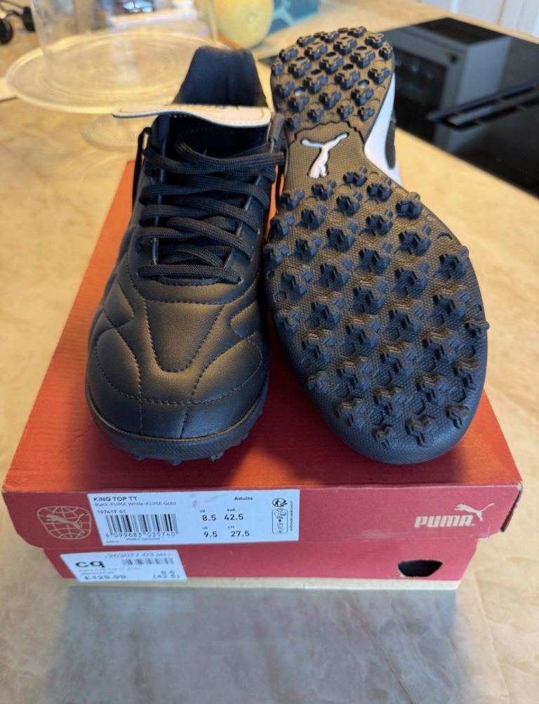 Puma King Top TT Football Boots – Black, Size UK 8.5