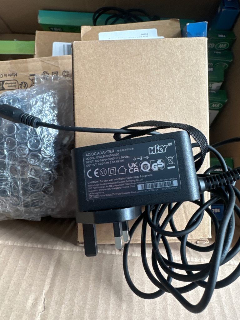 Hiky AC/DC Adapter Power Supply with UK Plug – As Good As New