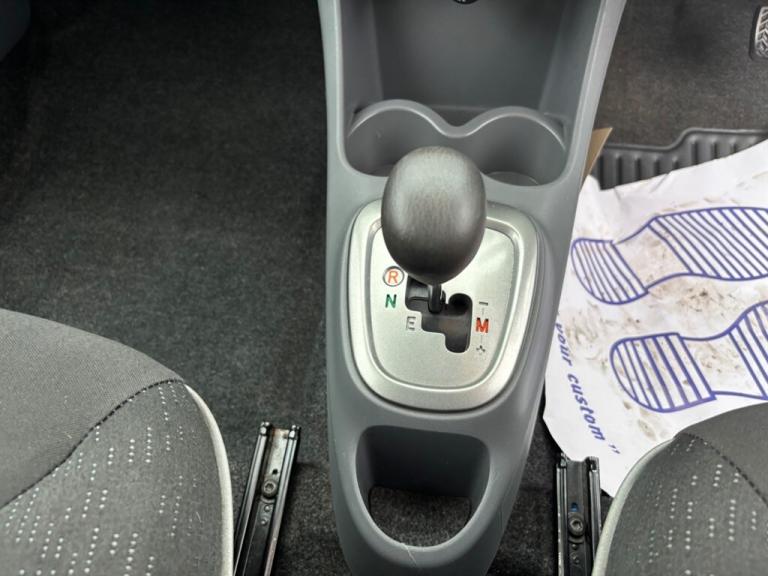 2010 Peugeot 107 1.0 12V Urban Hatchback 3dr Petrol 2 Tronic Euro 4 (68 ps) Hatchback Petrol Auto...