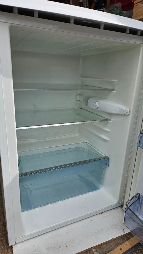 White Freestanding Fridge 